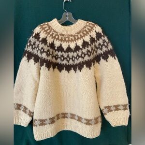 Men’s vintage Icelandic Imports  wool fairisle knit sweater